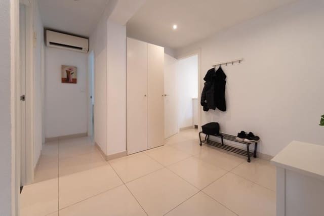 3 slaapkamer Villa te koop in Los Boliches , Fuengirola met zwembad - € 469.000 (Ref: 8968410)