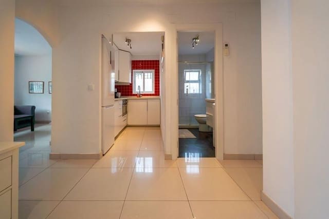 3 slaapkamer Villa te koop in Los Boliches , Fuengirola met zwembad - € 469.000 (Ref: 8968410)