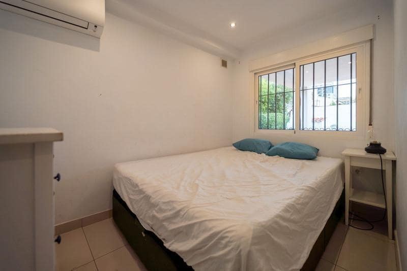 3 slaapkamer Villa te koop in Fuengirola met zwembad - € 469.000 (Ref: 8968410)