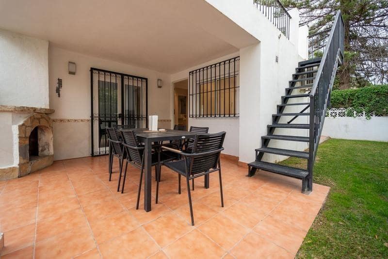 3 slaapkamer Villa te koop in Fuengirola met zwembad - € 469.000 (Ref: 8968410)