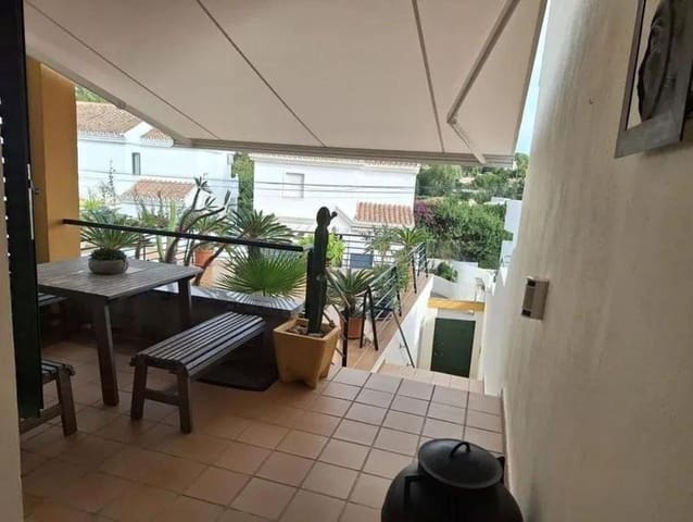 3 soveværelse Rækkehus til salg i Benalmádena pueblo, Benalmádena med swimmingpool garage - € 565.000 (Ref: 8972557)