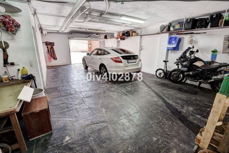 4 soveværelse Rækkehus til salg i Arroyo de la Miel med garage - € 660.000 (Ref: 8972559)