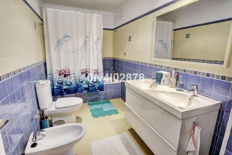 4 soveværelse Rækkehus til salg i Arroyo de la Miel med garage - € 660.000 (Ref: 8972559)