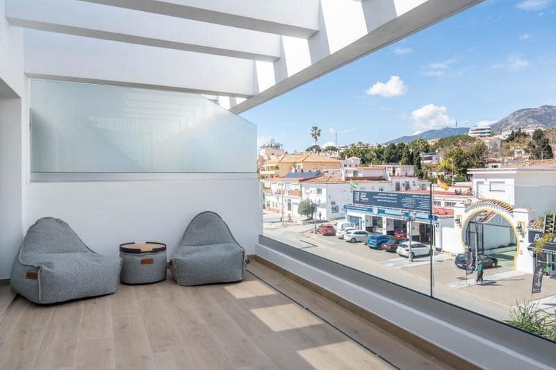 2 soveværelse Penthouse til salg i Torremolinos med swimmingpool garage - € 645.000 (Ref: 8980238)