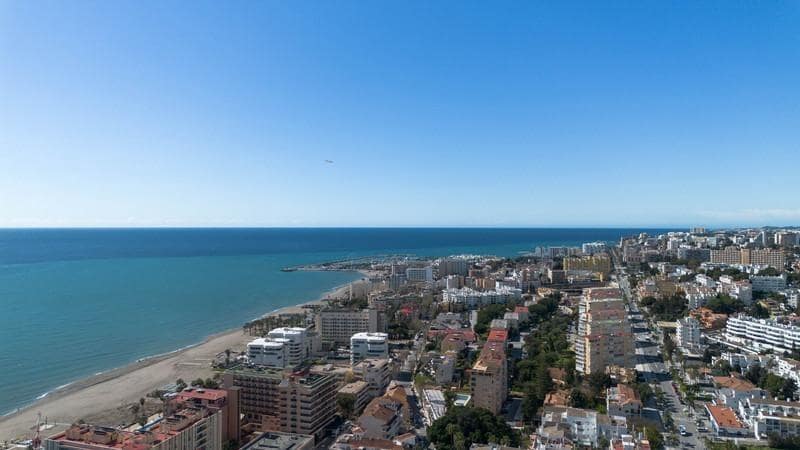 2 soveværelse Penthouse til salg i Torremolinos med swimmingpool garage - € 645.000 (Ref: 8980238)