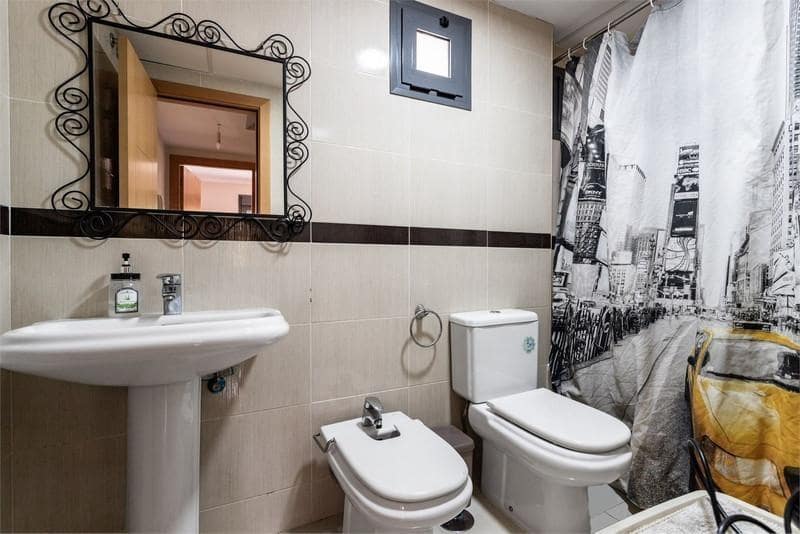 4 soveværelse Rækkehus til salg i Benalmadena med garage - € 459.000 (Ref: 8980239)