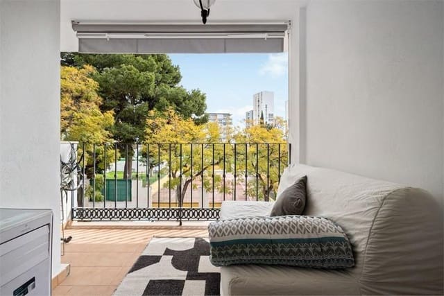 4 soveværelse Rækkehus til salg i Benalmádena med garage - € 459.000 (Ref: 8980239)