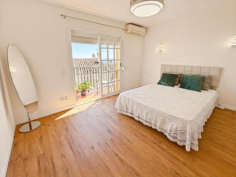 3 soveværelse Rækkehus til salg i Benalmadena - € 419.000 (Ref: 8982429)