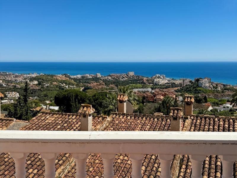 3 soveværelse Rækkehus til salg i Benalmadena - € 419.000 (Ref: 8982429)