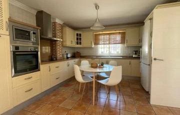 5 soveværelse Villa til salg i Benalmádena med swimmingpool garage - € 995.000 (Ref: 8986041)