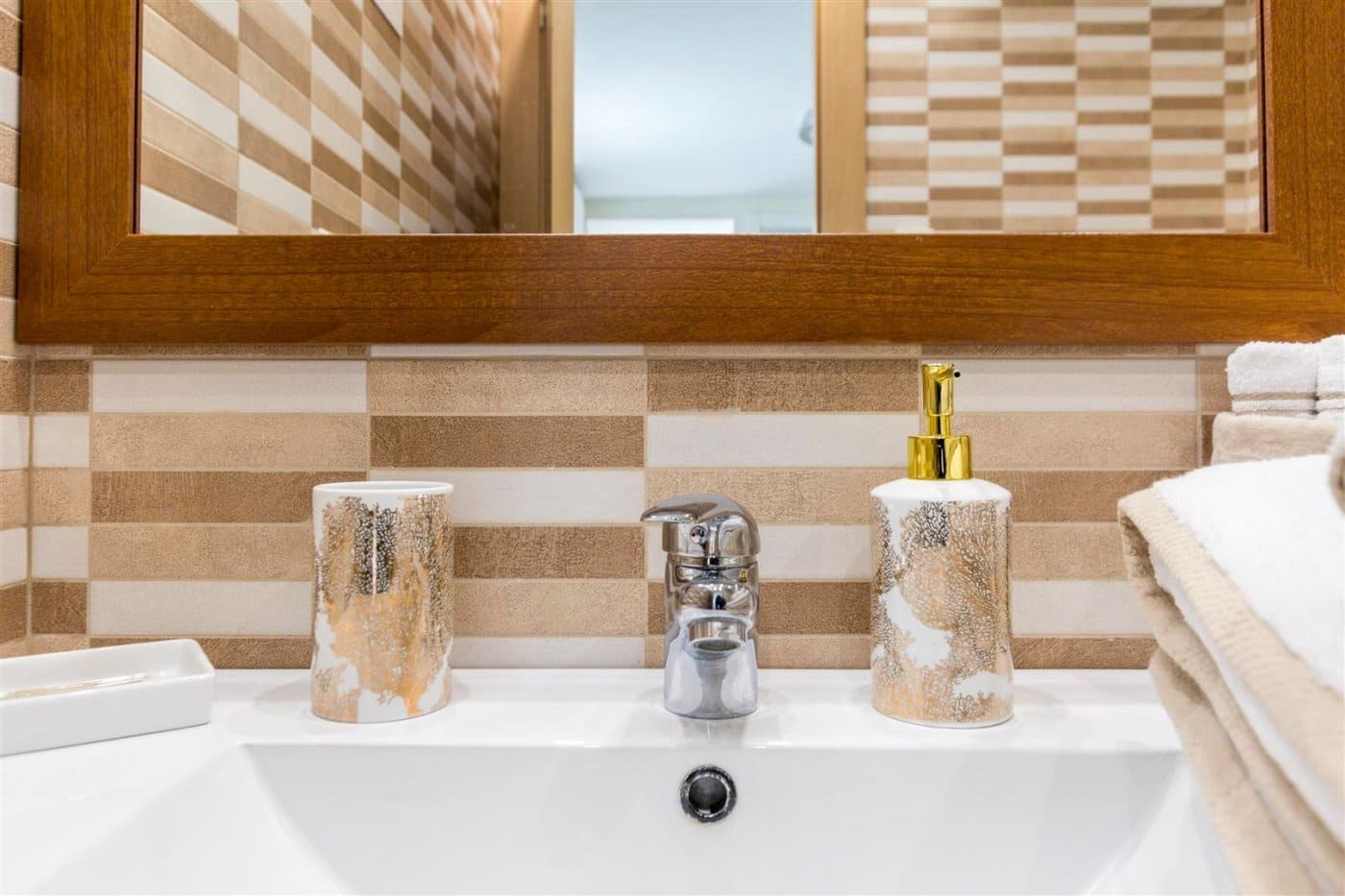 4 bedroom Villa for sale in San Pedro de Alcantara with pool garage - € 1,500,000 (Ref: 8996861)