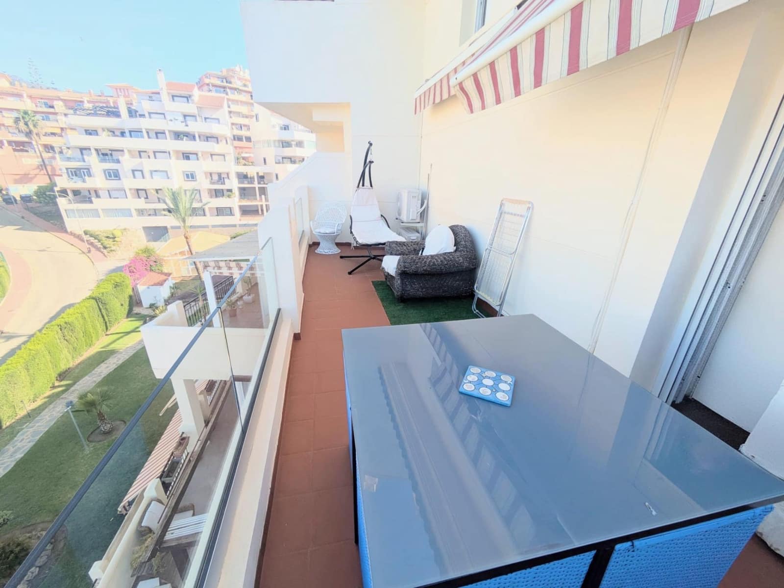 2 soverom Penthouse til salgs i Torrequebrada med svømmebasseng garasje - € 568 000 (Ref: 9003061)