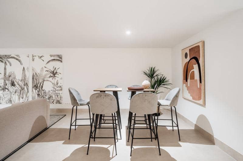 7 sypialnia Willa na sprzedaż w Estepona z basenem garażem - 2 200 000 € (Ref: 9004967)