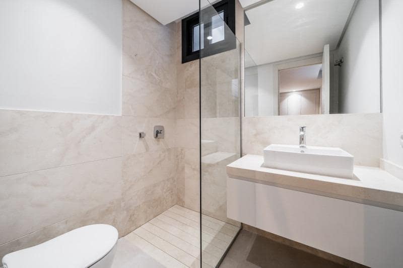 7 sypialnia Willa na sprzedaż w Estepona z basenem garażem - 2 200 000 € (Ref: 9004967)