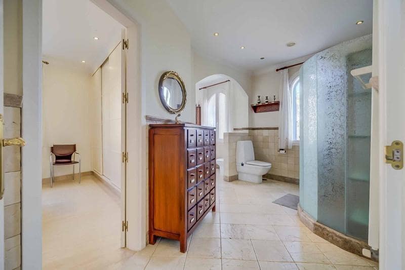 3 soverom Leilighet til salgs i Benalmadena med svømmebasseng garasje - € 1 585 000 (Ref: 9012882)