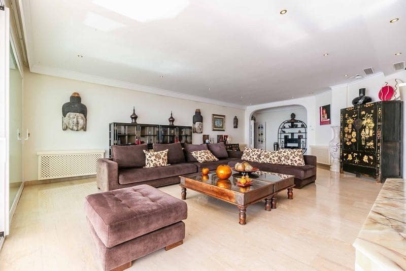 3 soverom Leilighet til salgs i Benalmadena med svømmebasseng garasje - € 1 585 000 (Ref: 9012882)
