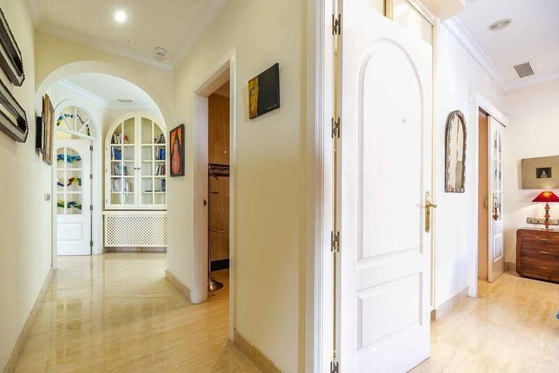 3 soverom Leilighet til salgs i Benalmadena med svømmebasseng garasje - € 1 585 000 (Ref: 9012882)