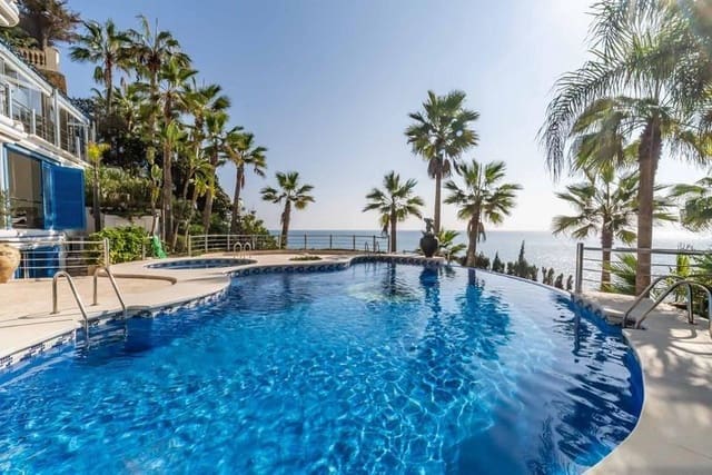 3 soverom Leilighet til salgs i Parque de la Paloma, Benalmádena med svømmebasseng garasje - € 1 585 000 (Ref: 9012882)
