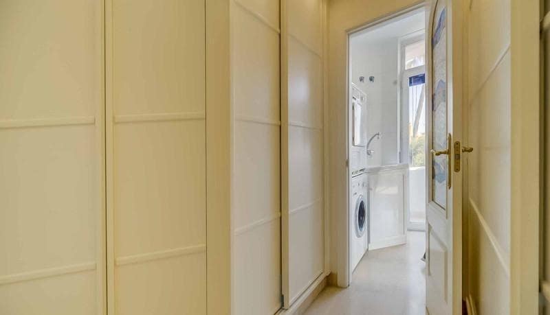 3 soverom Leilighet til salgs i Benalmadena med svømmebasseng garasje - € 1 585 000 (Ref: 9012882)