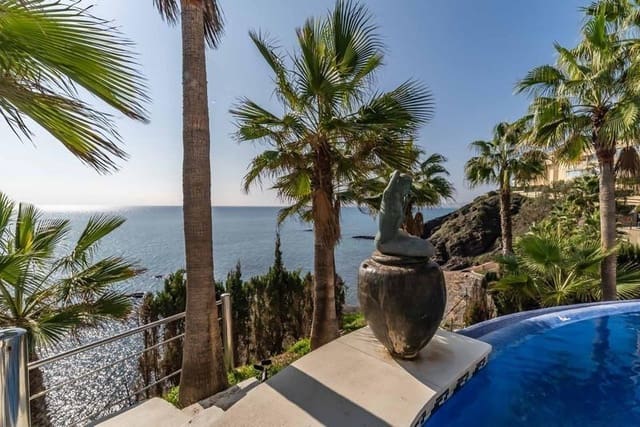 3 soverom Leilighet til salgs i Parque de la Paloma, Benalmádena med svømmebasseng garasje - € 1 585 000 (Ref: 9012882)