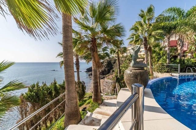 3 soverom Leilighet til salgs i Parque de la Paloma, Benalmádena med svømmebasseng garasje - € 1 585 000 (Ref: 9012882)