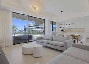 Piso de 3 habitaciones en Torremolinos en venta con piscina garaje - 1.390.000 € (Ref: 9018420)