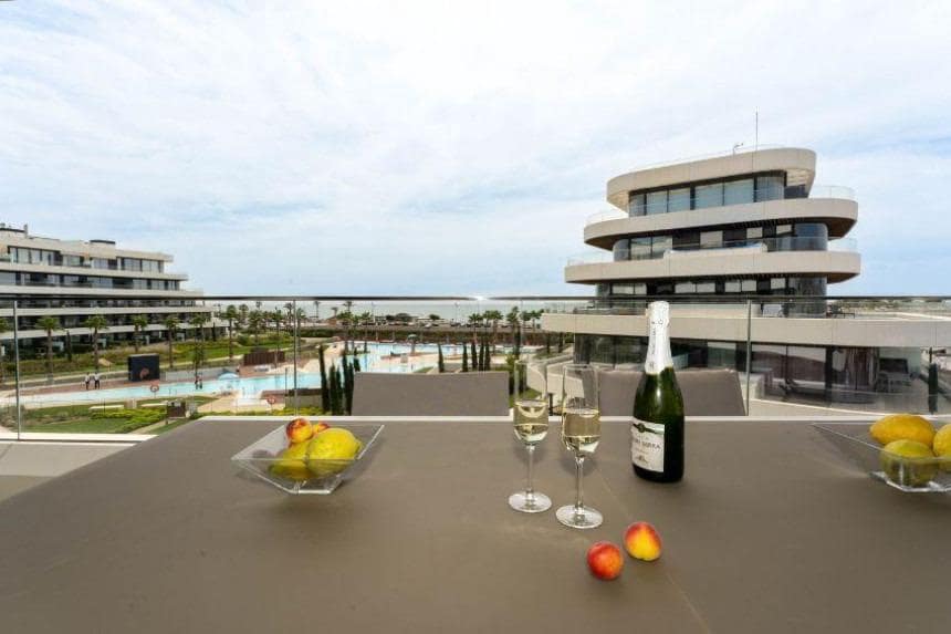 3 Zimmer Wohnung zu verkaufen in Torremolinos mit Pool Garage - 1.290.000 € (Ref: 9018420)