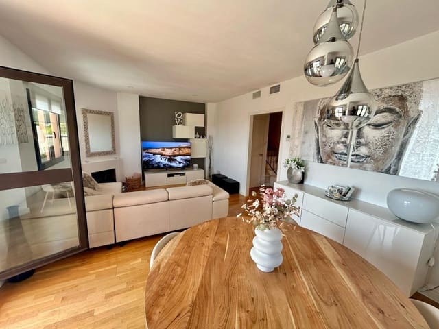 3 soverom Villa til salgs i Torremuelle, Benalmádena med svømmebasseng garasje - € 795 000 (Ref: 9021060)