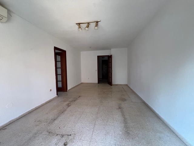 Apartamento de 3 habitaciones en Torremolinos en venta con piscina garaje - 320.000 € (Ref: 9026903)