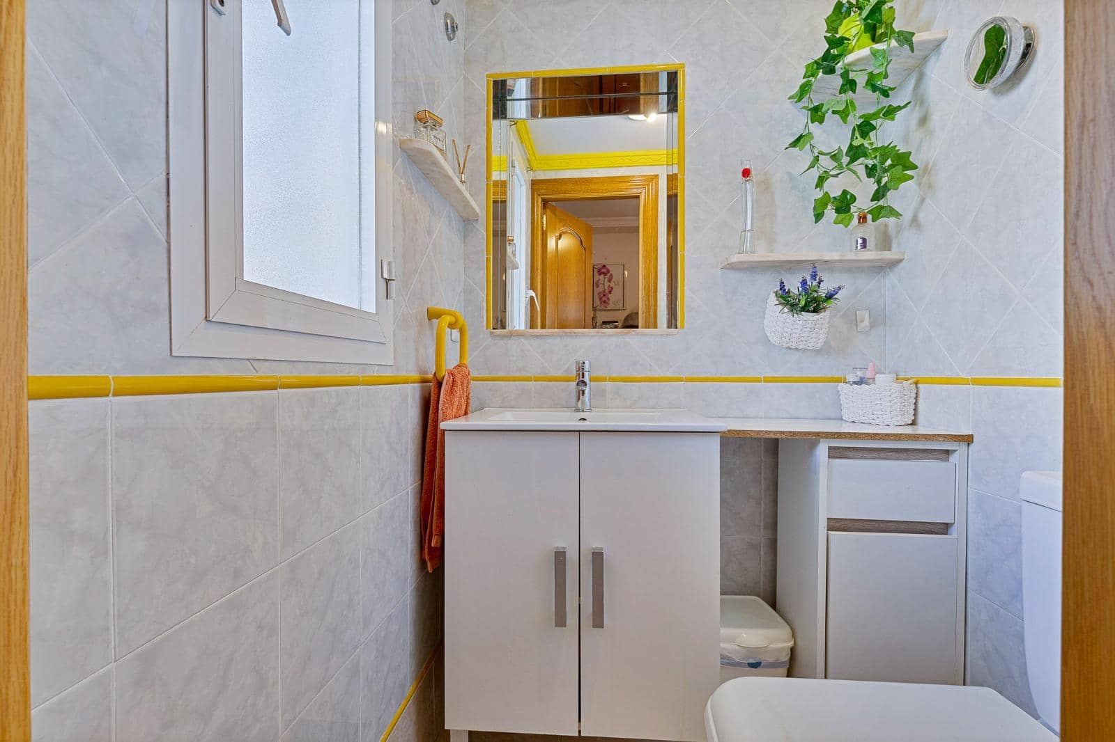 3 soveværelse Rækkehus til salg i Fuengirola med swimmingpool - € 472.000 (Ref: 9029617)