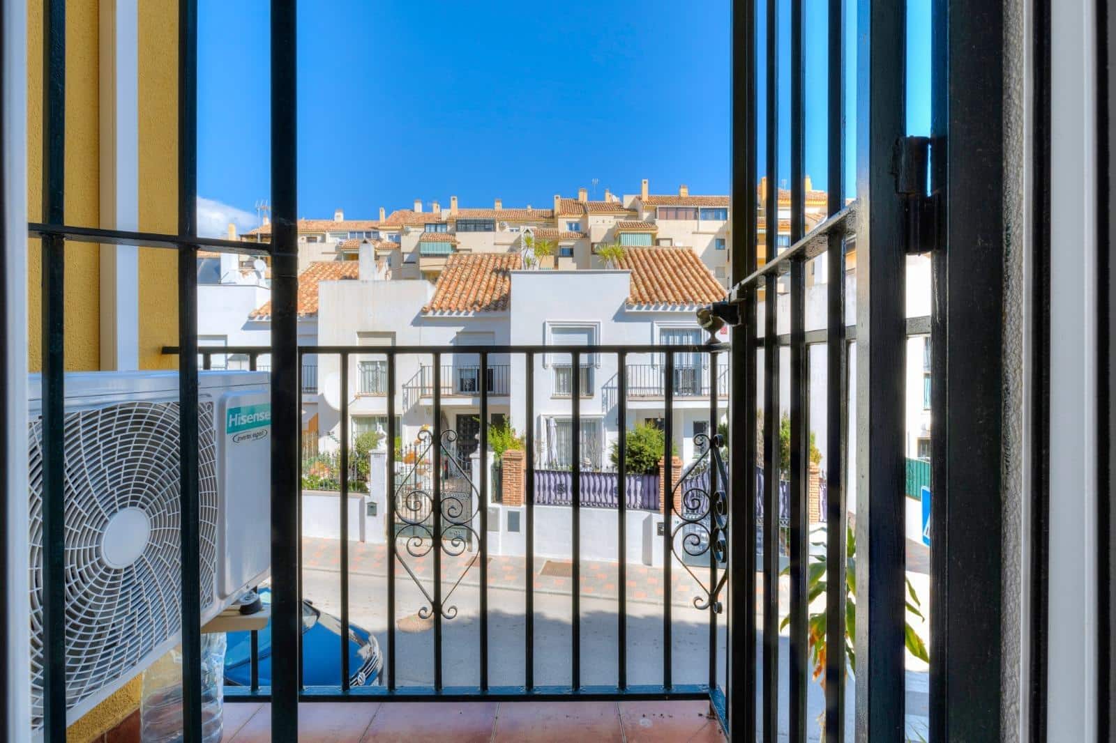 3 soveværelse Rækkehus til salg i Fuengirola med swimmingpool - € 472.000 (Ref: 9029617)