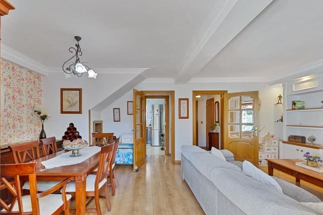 3 soveværelse Rækkehus til salg i Fuengirola med swimmingpool - € 472.000 (Ref: 9029617)