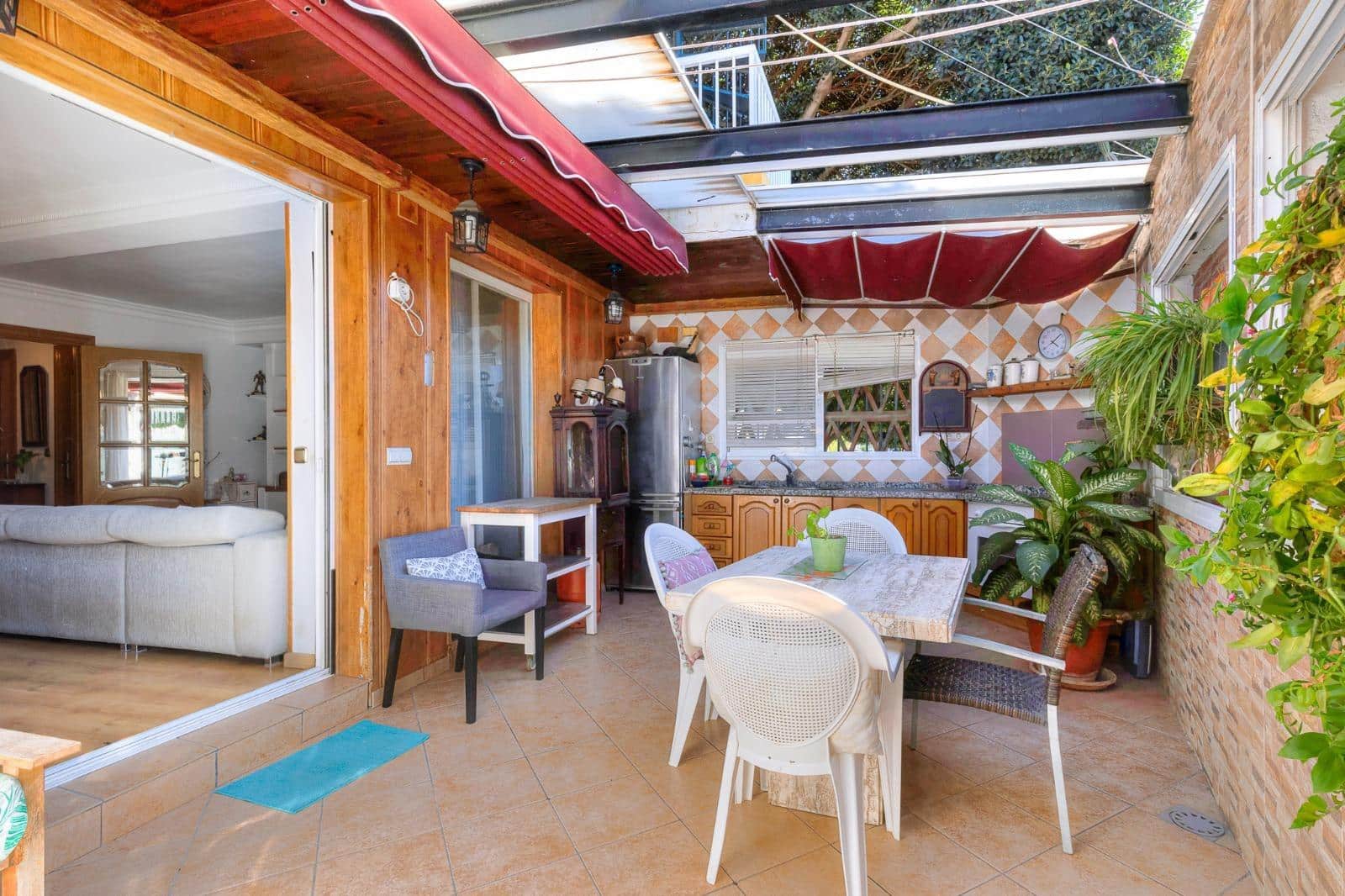 3 soveværelse Rækkehus til salg i Fuengirola med swimmingpool - € 472.000 (Ref: 9029617)