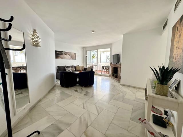 2 soveværelse Lejlighed til salg i Puerto Marina, Benalmádena - € 390.000 (Ref: 9029618)