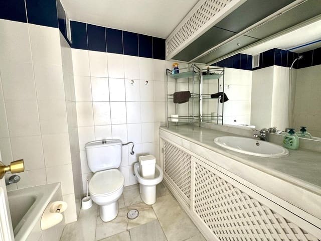 2 soveværelse Lejlighed til salg i Puerto Marina, Benalmádena - € 390.000 (Ref: 9029618)