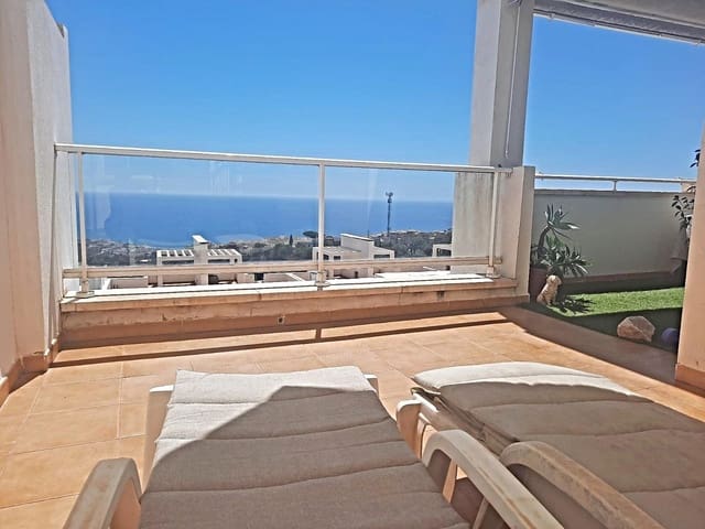 2 slaapkamer Penthouse te koop in Benalmádena pueblo, Benalmádena met zwembad garage - € 557.000 (Ref: 9048876)