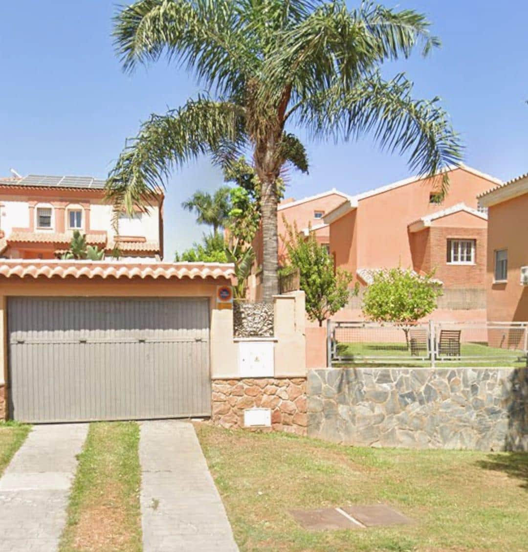 2 soveværelse Lejlighed til salg i Torrequebrada med swimmingpool garage - € 473.000 (Ref: 9057673)