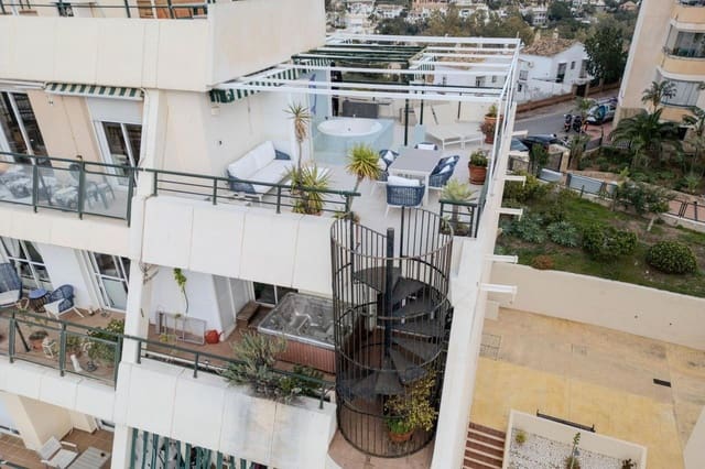 3 soverom Penthouse til salgs i Zona Centro Comercial Torrequebrada, Benalmádena med svømmebasseng garasje - € 460 000 (Ref: 9065273)