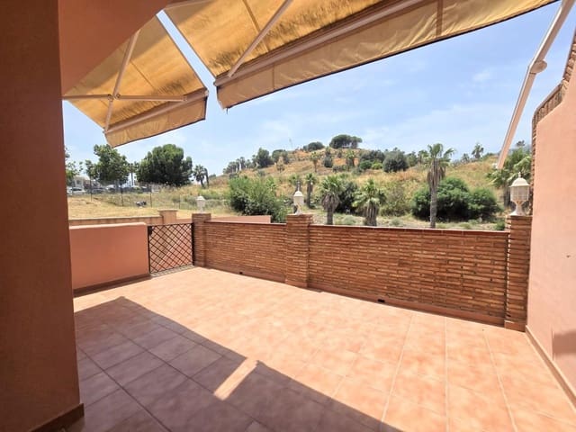 4 soveværelse Semi-Rækkehus til salg i Cortijo Torrequebrada, Benalmádena med swimmingpool garage - € 750.000 (Ref: 9068857)