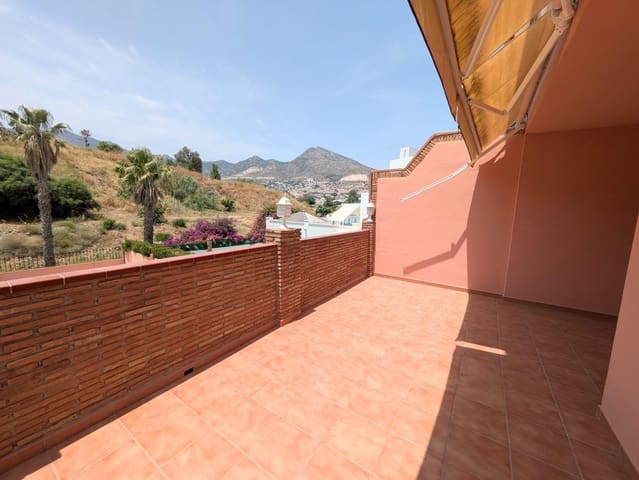 4 soveværelse Semi-Rækkehus til salg i Cortijo Torrequebrada, Benalmádena med swimmingpool garage - € 750.000 (Ref: 9068857)
