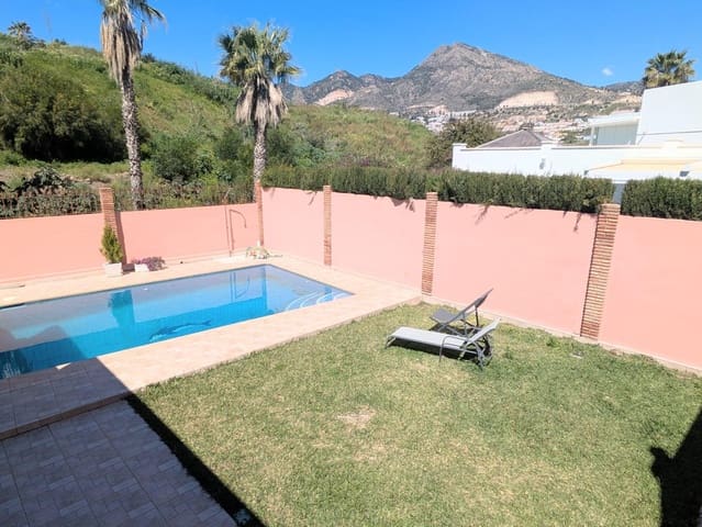 4 soveværelse Semi-Rækkehus til salg i Cortijo Torrequebrada, Benalmádena med swimmingpool garage - € 780.000 (Ref: 9068857)