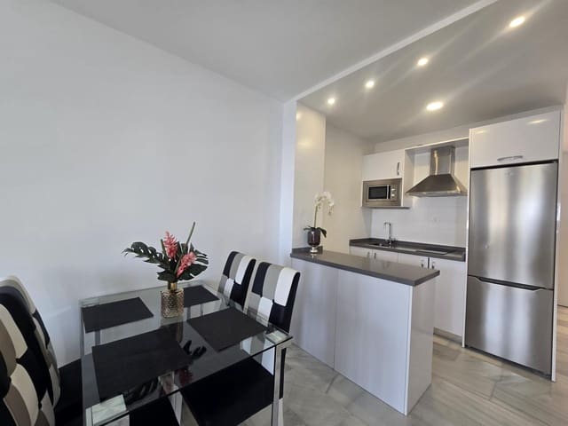 Apartamento de 2 habitaciones en Benalmadena Costa, Benalmádena en venta - 349.000 € (Ref: 9081529)