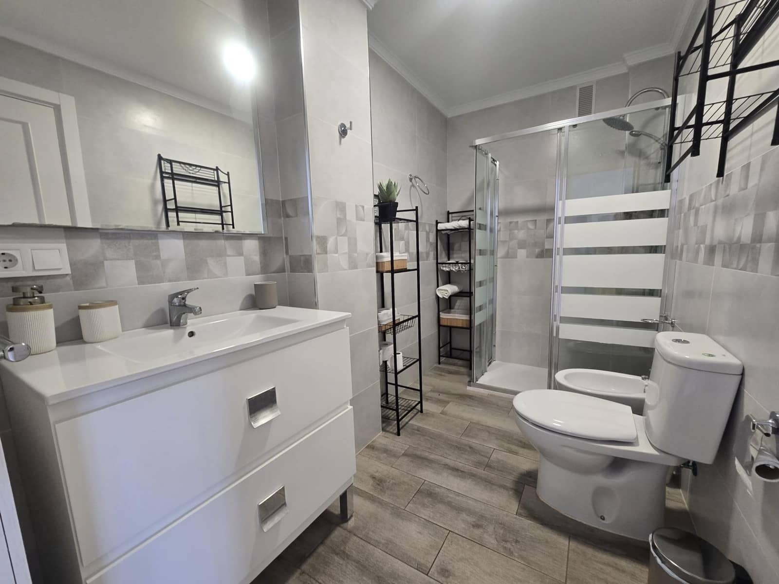 2 soveværelse Lejlighed til salg i Benalmadena Costa - € 349.000 (Ref: 9081529)