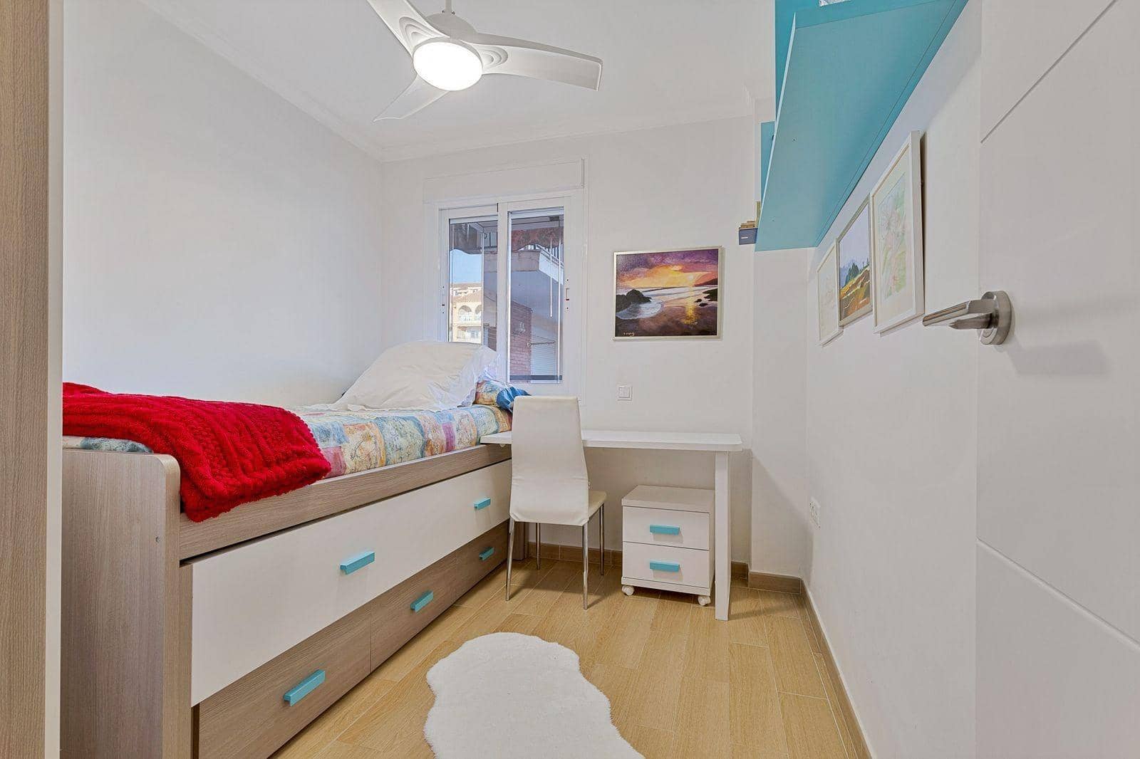 Apartamento de 2 habitaciones en Fuengirola en venta - 359.000 € (Ref: 9142930)