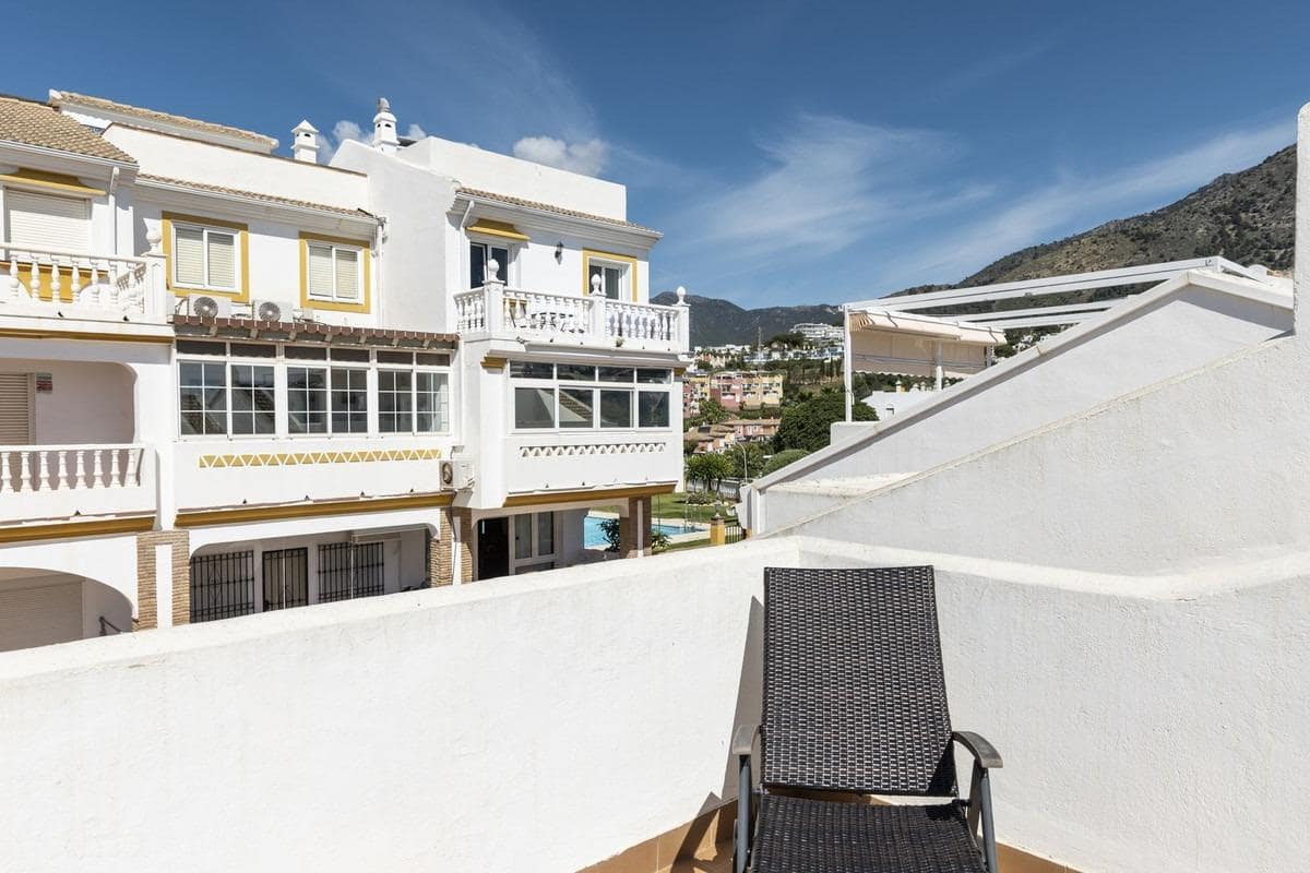 2 soveværelse Rækkehus til salg i Benalmadena med garage - € 375.000 (Ref: 9156112)