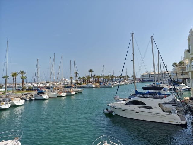 3 soveværelse Penthouse til salg i Puerto Marina, Benalmádena - € 745.000 (Ref: 9159534)
