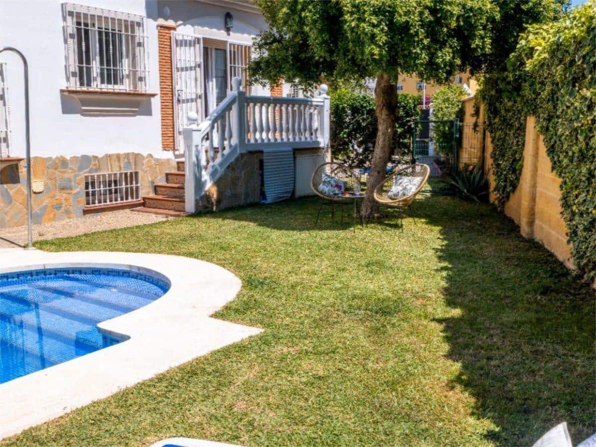 5 soveværelse Villa til salg i Torrequebrada med garage - € 870.000 (Ref: 9162340)