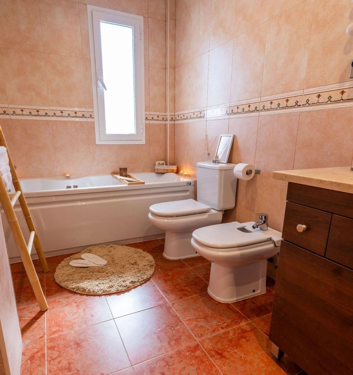 5 soveværelse Villa til salg i Torrequebrada med garage - € 870.000 (Ref: 9162340)