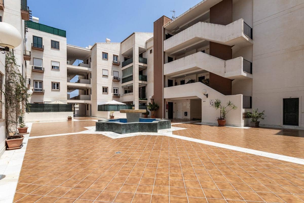 2 soverom Leilighet til salgs i Torrequebrada med garasje - € 299 000 (Ref: 9162341)