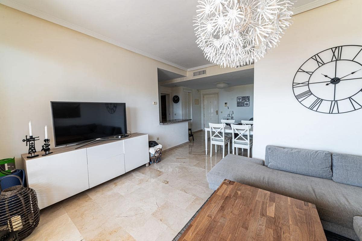 2 soveværelse Lejlighed til salg i Torrequebrada med garage - € 349.000 (Ref: 9165839)